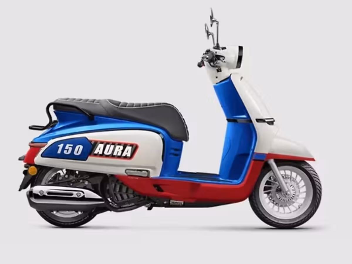 CFMoto 150 Aura Scooter