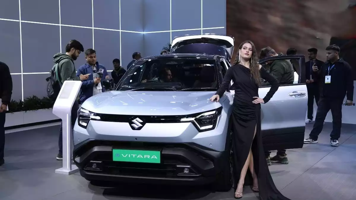 Maruti e Vitara Review in Hindi